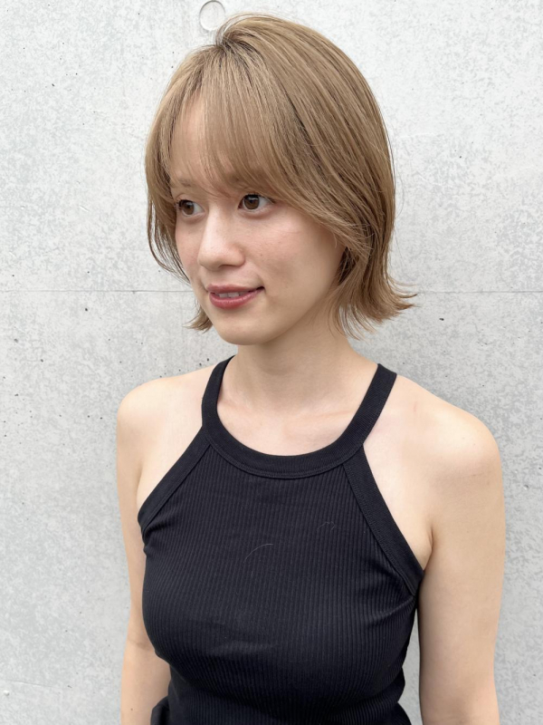 ミルクティーベージュ“外ハネくびれボブ”【若月情】