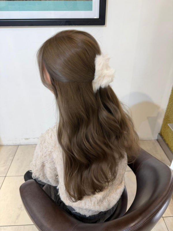 ミルクティーベージュ【寺島正貴】