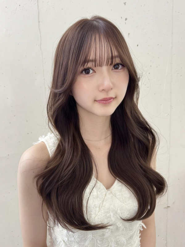 柔らかく見えるモカブラウンカラー【寺島正貴】