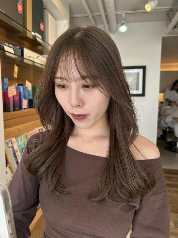 ブリーチなしでつくる"柔らかベージュ"