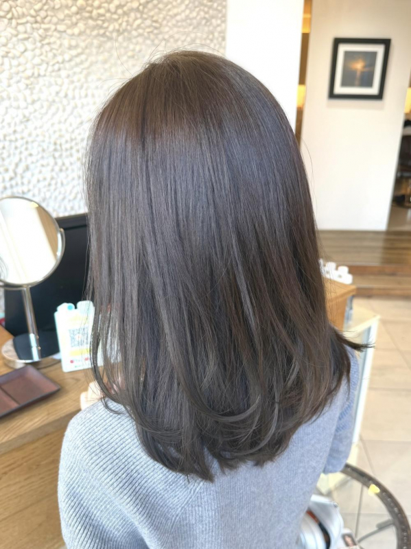 透明感オリーブベージュ【寺島正貴】