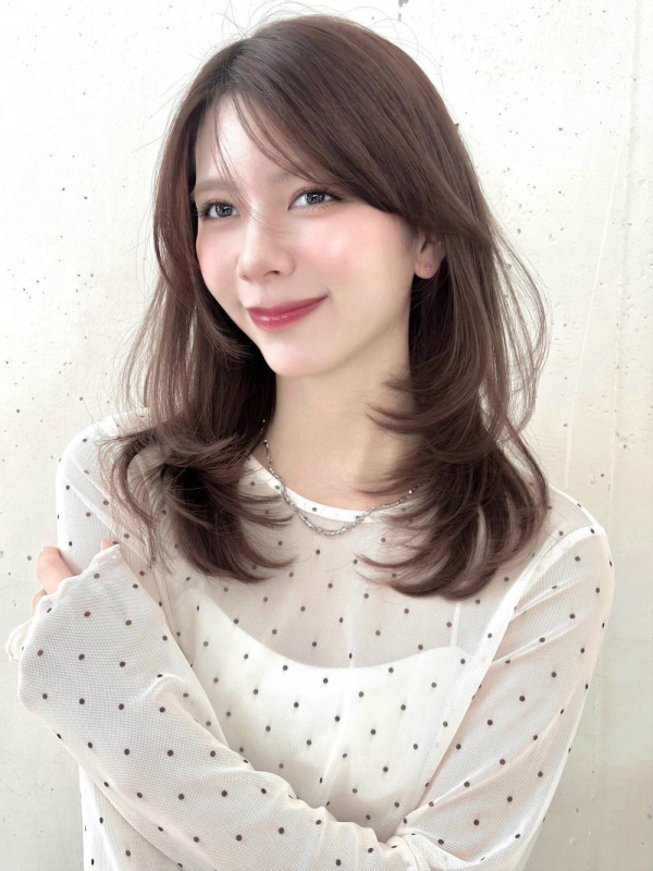 ふわっと動くレイヤーカット【Ayumi】