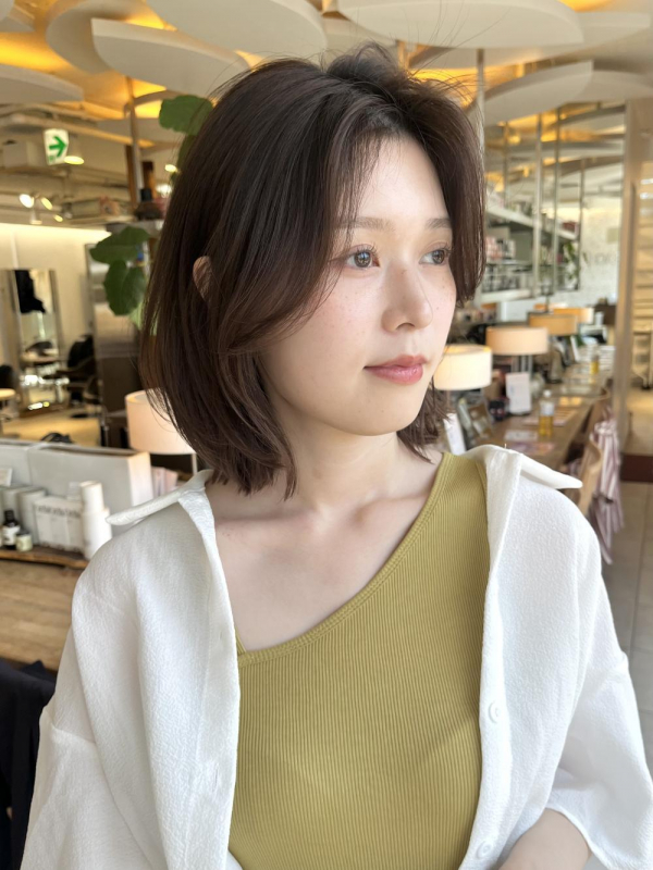 外ハネレイヤーボブどんなスタイル？【若月情】
