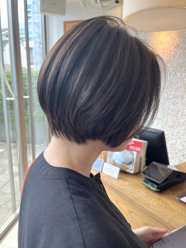 軽さのある“丸みショート”【若月情】