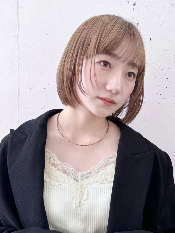 ぷつっとボブ顔まわりレイヤーフルバング