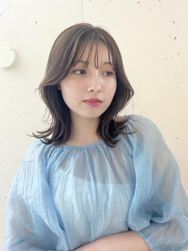 くびれヘアブリーチなしナチュラルブラウンベージュ
