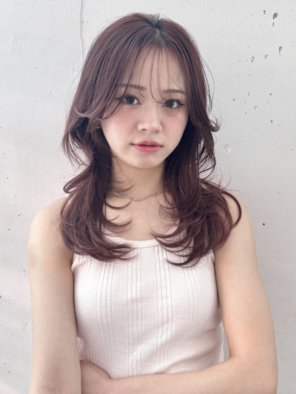 Ｙｕｋａ＊柔らかピンクベージュくびれミディアムレイヤー