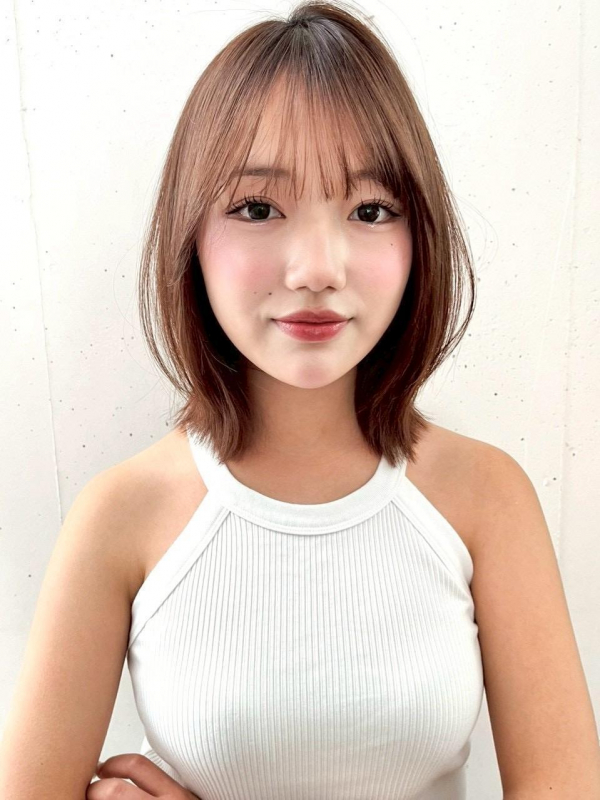 外ハネミディアムレイヤー