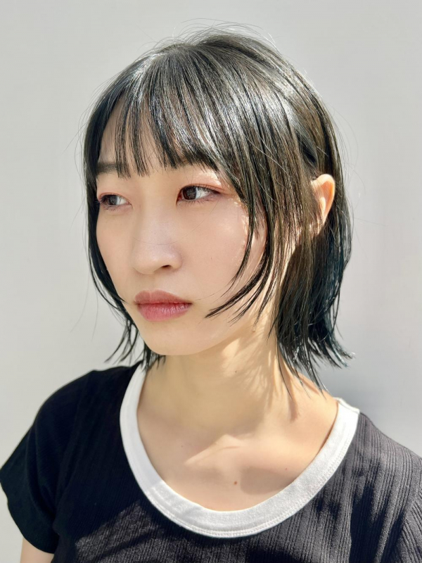 ＊urara＊アッシュカラーおしゃれ女子ウルフ