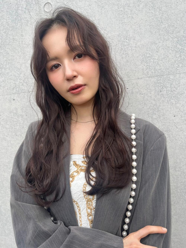 簡単スタイリングウェーブヘア小顔ヘア