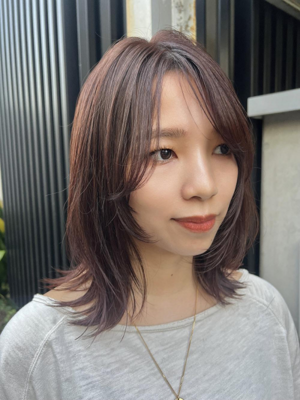 ふんわりミディアムおしゃれ女子ウルフヘア簡単スタイリング