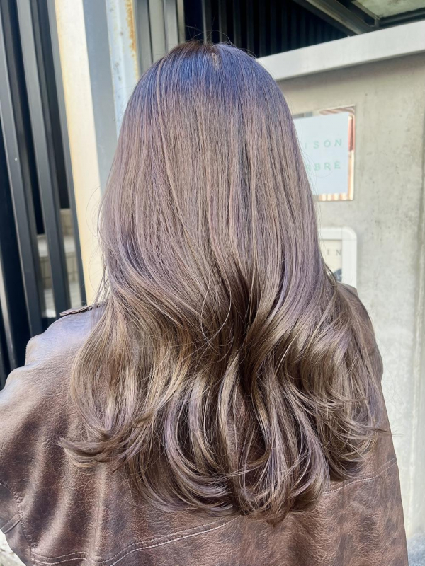 簡単スタイリングウェーブヘア小顔ヘア