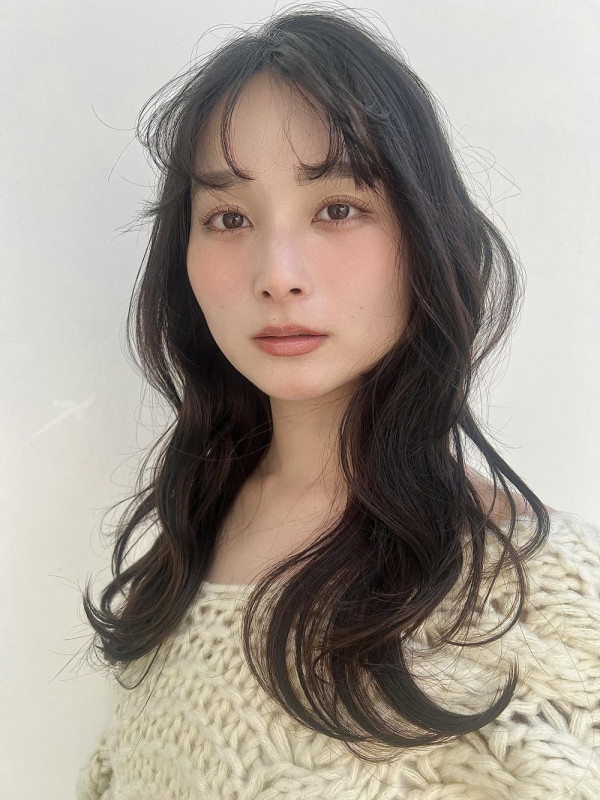簡単スタイリングウェーブヘア小顔ヘア