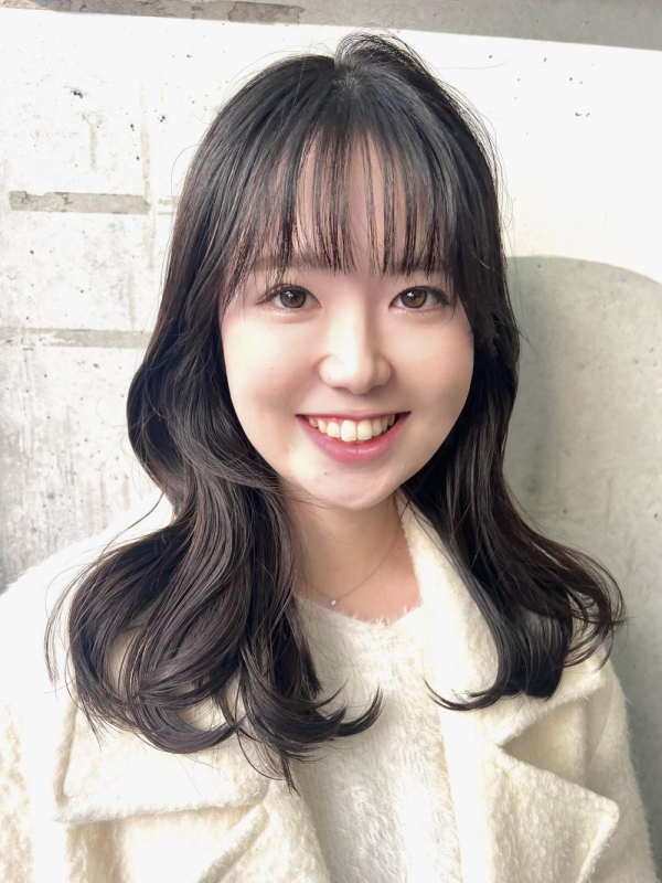 韓国風レイヤー透明感アッシュカラー